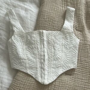 White embroidered corset style top size 0 Y2K Cottagecore girlhood core coquette